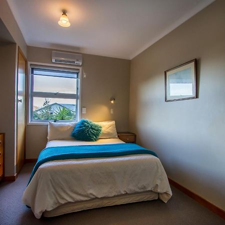 The Nunnery Hotel Te Aroha Exterior photo