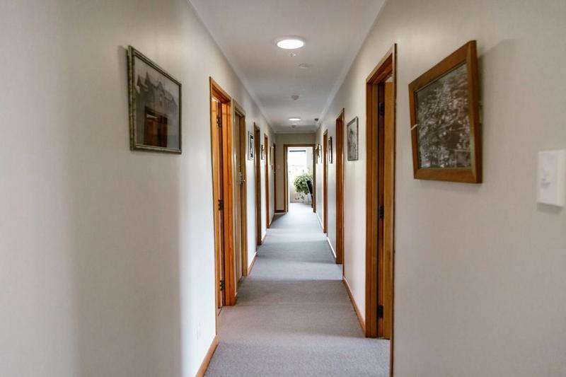 The Nunnery Hotel Te Aroha Exterior photo